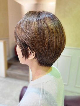 セントロバイゼクト(centro by zect) 大人ショートボブ