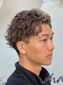 マックス フォー ヘアー(MAX FOR HAIR) 【デザインパーマ】アップバングパーマパーマヘア×ハイライト◎