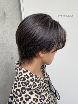 フリーラ 表参道(freera) センターパートウルフ