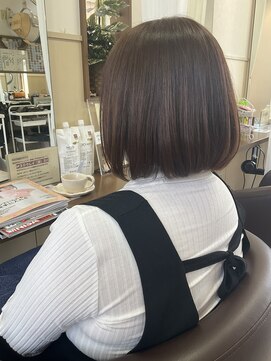 コアフィールフィス(COIFFURE fils) 【見附　今町】キレイボブ　ナチュラルボブ