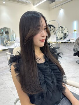 シェノン サントル(CHAINON CENTRE) レイヤーカット/デザインカラー/オリーブベージュ/ウェットヘア