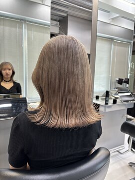 イキ 表参道(iki omotesando) デザインカラー/レイヤーカット/ウェットヘア/オリーブベージュ