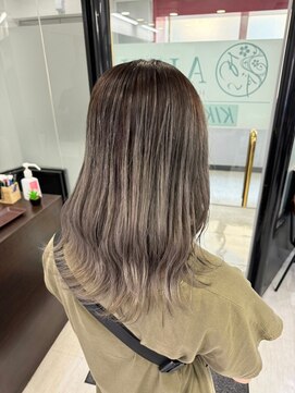 アイズ 本厚木(AIZU) デザインカラー