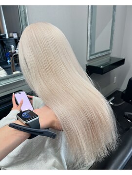 バレ(BALE) ホワイトカラー/ブリーチ/滋賀ハイトーン/滋賀ブリーチ