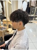ツイストスパイラルパーマ×刈り上げマッシュ メンズパーマ 眉毛