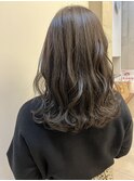 ゆるふわウェーブロング 透け感アッシュグレージュ暗髪