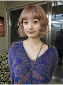 ハイトーンボブ　ピンクベージュ　ワイドバング