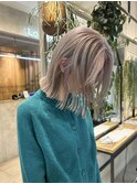 乾かすだけでキマる髪/馴染むハイトーングレージュボブ