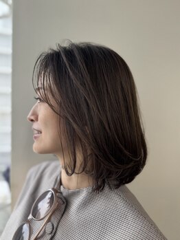 リトリート(retreat)の写真/白髪が気になりだした方にオススメ！頭皮・髪に優しい薬剤で、ダメージレスで綺麗な仕上がりに♪