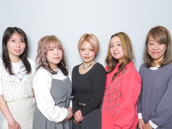 ループ バイ エスポワール(LoooP by Espoir)の写真/【お子様連れ歓迎】20代から40代の女性スタイリストがあなたをお迎え♪女性の髪のお悩みご相談下さい*