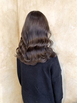 ユニーク(UniQ) ほうじ茶ラテ×ツヤ巻き