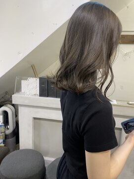 ヘアーワークスヴィクサス 諫早店(HAIR WORKS VIXUS) 【持永 早紀子】透明感カラー