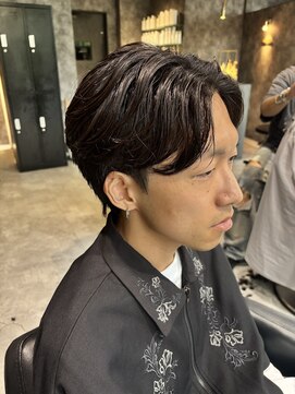 スナッチ(snatched) 万人ウケフェザーパーマ×センターパート