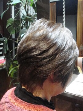 ビギンズ ヘア コウベ(BEGINS HAIR KOBE) ふんわりショート