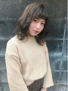 イロ 美容室(IRO+) オリーブグレージュでナチュラルな外国人風ヘアに byIRO+白井