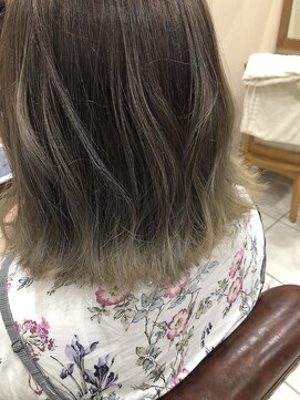 リヴィエラ 巣鴨店(Riviera) 裾カラー×ハイライト