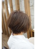 軽いのにまとまるショートボブ