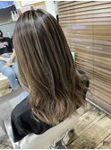 大人可愛い外国人風ハイライトグラデーションカラー