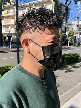 ウォルト(walt) 【walt】山田 恭輔 メンズカット パーマ フェード