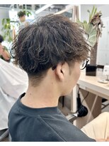 サロンドジョー(salon de joe) ツイストスパイラルパーマメンズマッシュ刈り上げ 奥東巧真
