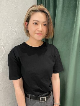 ヘン(hen) 【心斎橋hen】デザインカラー　ハイトーンボブ　ローライト