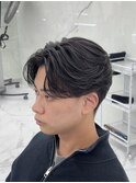 フェザーショート/ニュアンスパーマ/刈り上げセンターパート