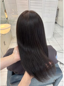 スターリースターリー(Starry Starry)の写真/半個室の広々とした店内だから人目を気にせず安心してお任せ◎仕上げまで一人のスタイリストが担当します◎