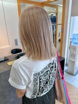 ユニ バイ マグ 長野店(Uni.by Mag)&nbsp;ツヤ感ハイトーンダブルカラーケアブリーチミルクティーベージュ