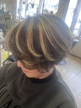 オッジ ヘアー 深谷店(Oggi Hair) レイヤーボブ × ハイライト 2月