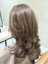 ピークアブー アヴェダ 池袋東武(PEEK-A-BOO AVEDA)&nbsp;ミルクティーベージュ×最旬レイヤーロング　20代30代40代