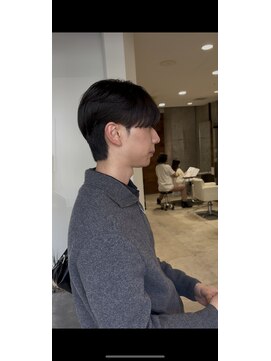 ミリ(milli Produce by ITAKURA) ツイストスパイラルパーマ