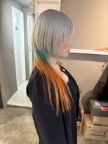 派手髪・ハイトーンカラー・デザインカラー・ブリーチ専門美容室&nbsp;水色カラーオレンジカラーホワイトカラーホワイトシルバー