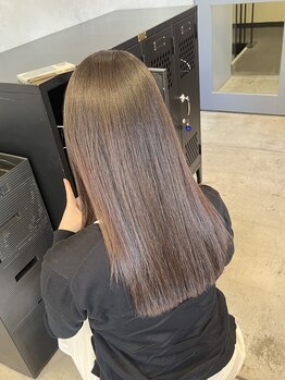 カーメラ(CAMERA)の写真/うねり・広がりを解決する髪質改善ストレート◇酸性ストレート×KINUJOサファイヤストレートアイロンを使用
