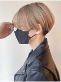 【morio 原宿】刈り上げハンサムショート　ブロンドカラー