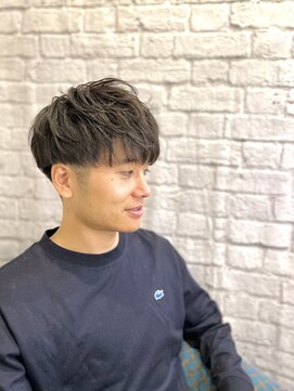 グレイスフルバーバー 赤坂見附店 髪型一つでおしゃれに！直毛矯正マッシュ【赤坂】【床屋】