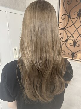 ルノン シェリー(LUNON cheliy) ミルクティーベージュ/ダブルカラー/ハイトーン