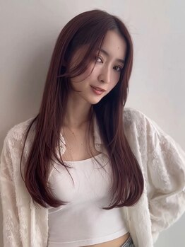 アリーズ(ALLYS)の写真/顔まわりカットで決まるミディアムロング!! 髪を伸ばし中の方でもまとまりやすいスタイルを叶えます★