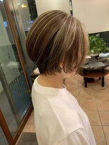 大須賀美容室 けやき通り店&nbsp;白髪ぼかしバレイヤージュハイライト