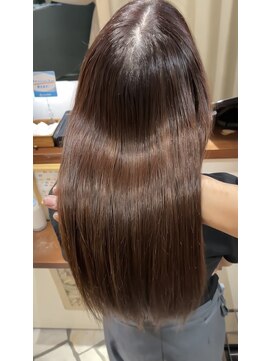 ヘアリゾート粋 ドゥオ 新宿南口店(dua) モカブラウンヘアカラー