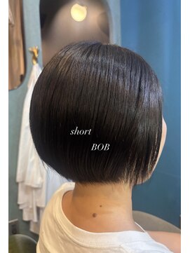 ハチ(.hachi) short BOB