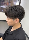 爽やかビジネスツーブロック無造作ナチュラルフェザーパーマ