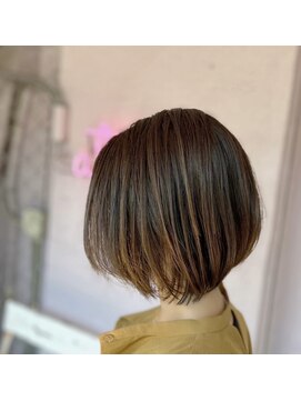 アットティー 金沢文庫(at tee...) ひし形ショートボブ