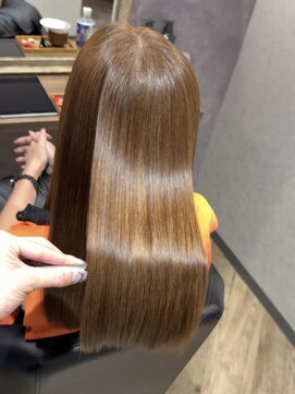 ラビマーニ 箕面店(Labimani) 大人世代のための髪質改善ツヤスタイル｜箕面