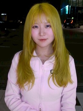 ソレイユトウキョウシブヤ(SOLEIL TOKYO shibuya) ロングレイヤーイエローカラーハイトーンブリーチ韓国