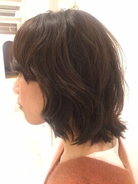 ヘアー カラー キー(HAIR color KEY) 外ハネこなれ感・オシャレ大人女子スタイル