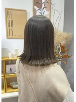 ウタ(uta) 【あおき　ひかる】　。*○ 秋冬 color ○*。カーキグレージュ