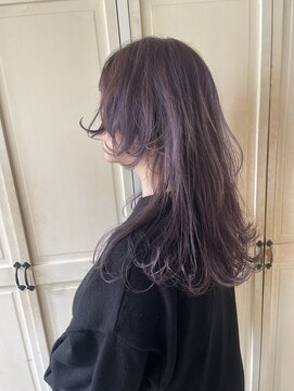 レイア(Leia) ラベンダーウルフ