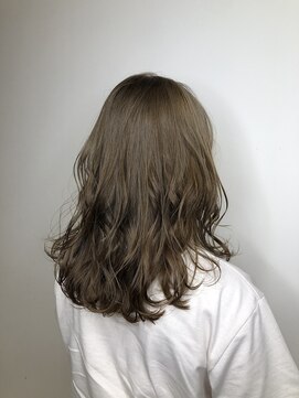 ファムバイアヴァンス(Femme by AVANCE.) オリーブベージュ