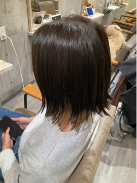 パダ(PADA) クールなキリっぱなしボブ^_^