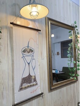 ポルトボヌール(porte bonheur)の写真/ここでしかできない髪質改善♪厳選した地肌に優しい薬剤で、生まれつきストレートのような仕上がりを実現！
